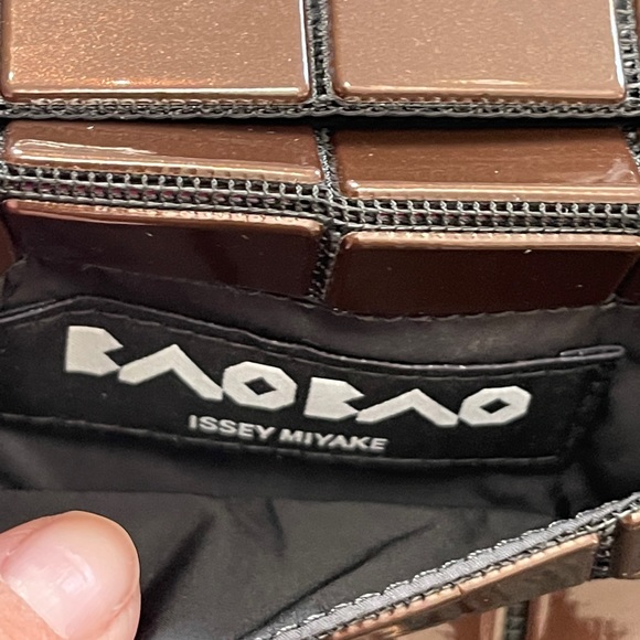 BAO BAO ISSEY MIYAKE CARD WALLET - Picture 2 of 7